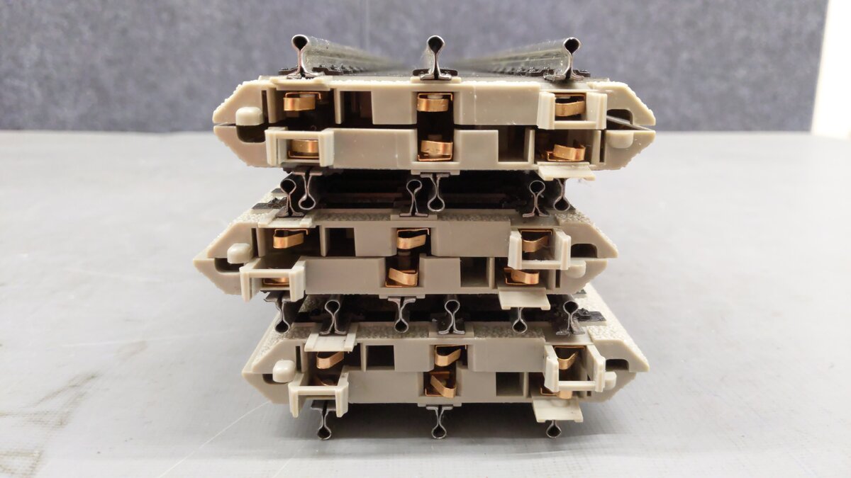 MTH Assorted Standard RealTrack - Oval Set [30] EX