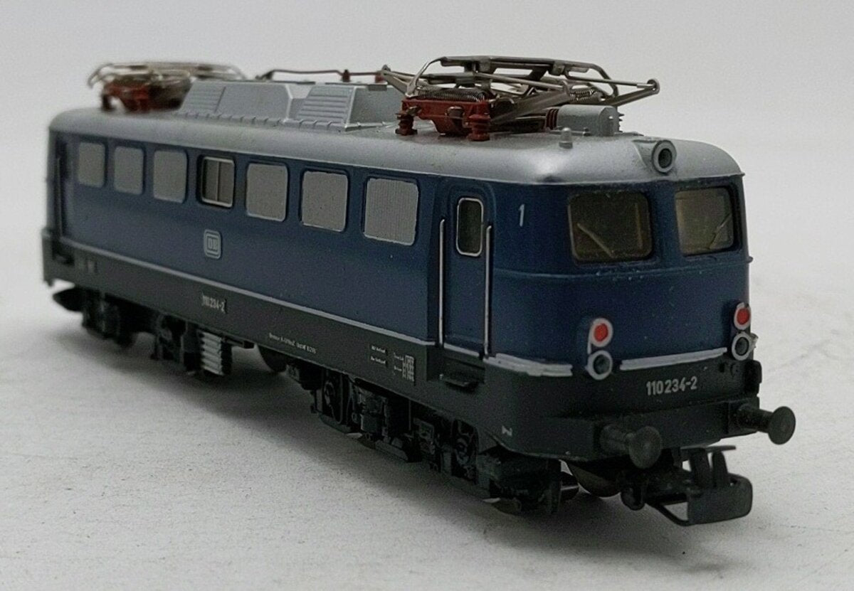 Marklin 3039 HO Scale DB E10238 Electric Locomotive EX/Box
