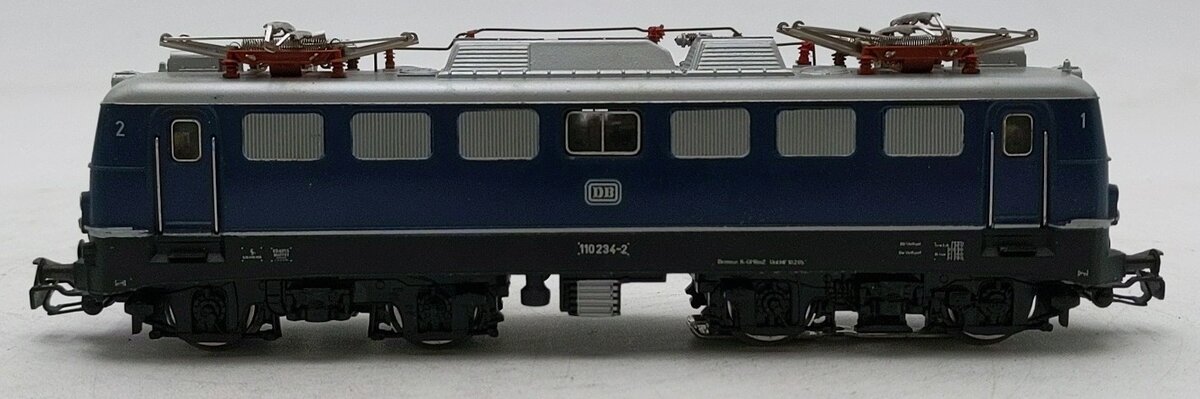 Marklin 3039 HO Scale DB E10238 Electric Locomotive EX/Box