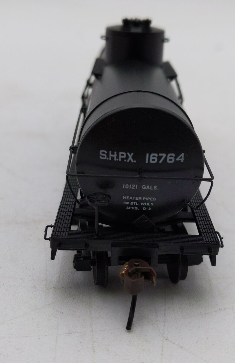 Red Caboose 33042-3 HO Scale Bakelite 10,000 Gallon Tank Car #16764 LN/Box