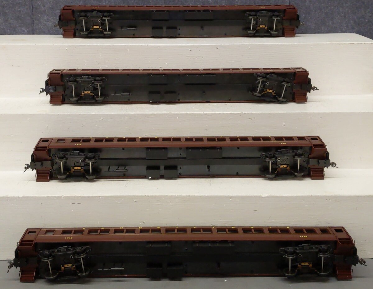 Weaver G1236S O Scale Pullman-Bradley Deluxe Coaches (Set of 4) - 2-Rail VG/Box