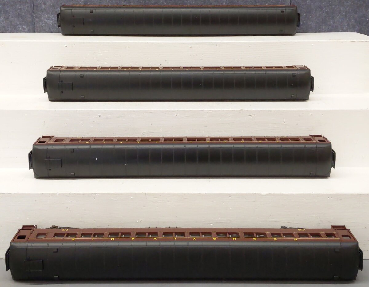 Weaver G1236S O Scale Pullman-Bradley Deluxe Coaches (Set of 4) - 2-Rail VG/Box