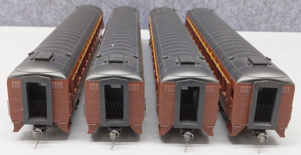 Weaver G1236S O Scale Pullman-Bradley Deluxe Coaches (Set of 4) - 2-Rail VG/Box