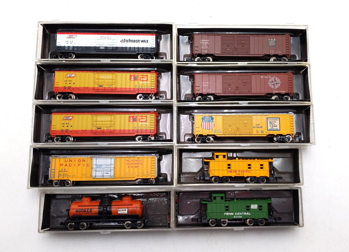MRC N Scale Assorted Freight Cars: 7066, 7085, 7084, 7025, 7024, 7034, 7033 [10] EX