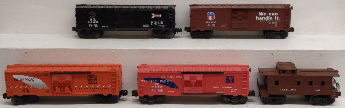 Lionel O Gauge Assorted Box Cars and Caboose [5] EX