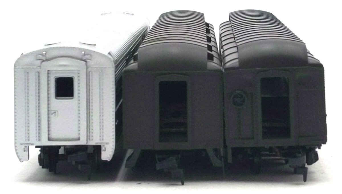 Athearn HO Assorted Passenger Cars: 1040, 310, 1820 [3] VG/Box