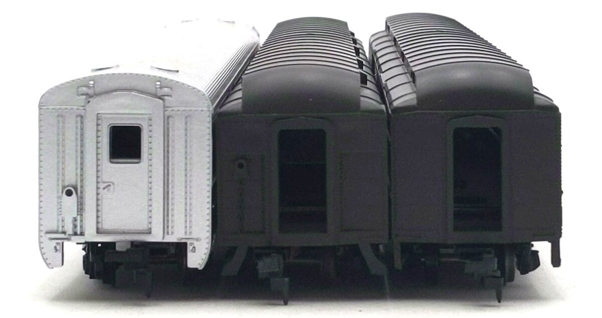 Athearn HO Assorted Passenger Cars: 1040, 310, 1820 [3] VG/Box