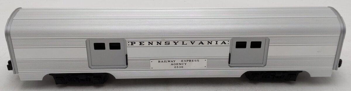 MTH 20-80003D-a PRR Large Door Baggage Car #2530 EX