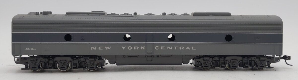 Rivarossi 6118S HO Scale New York Central Powered B Unit #4098 EX