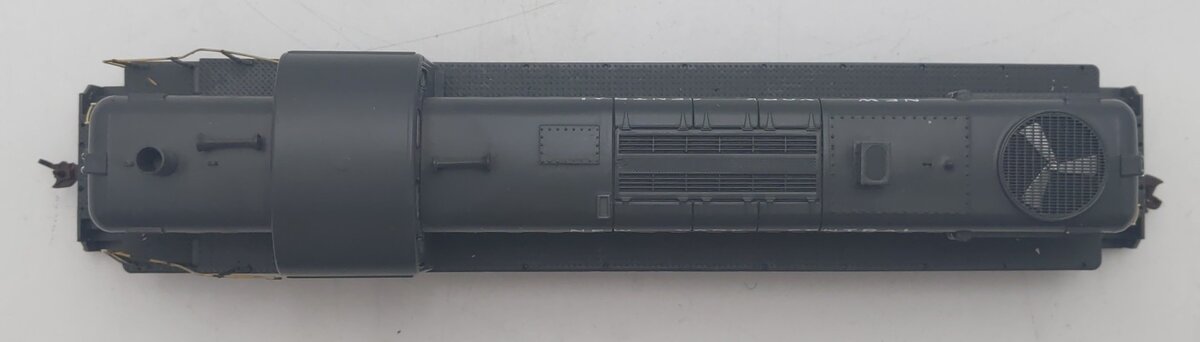 Athearn 94012 HO Scale New York Central Rs-3 Diesel locomotive #8304 EX