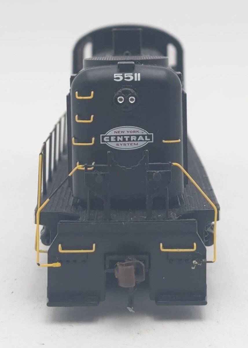 Athearn 94080 HO Scale New York Central RS-3 Locomotive #5511 EX