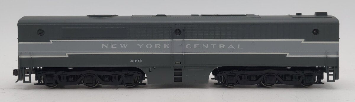 Athearn 4303 HO New York Central PB-1 Powered Diesel Locomotive #4303 EX