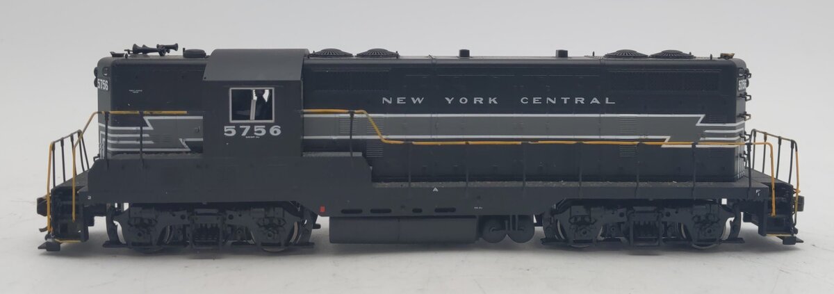 Proto 2000 23150 HO Scale New York Central GP7 Diesel Locomotive #5756 EX