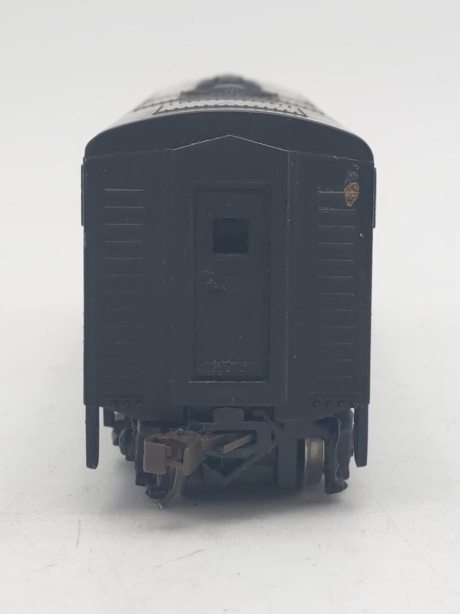 Bachmann 31222 HO New York Central EMD F7B Unit Powered Diesel Locomotive #2457 EX