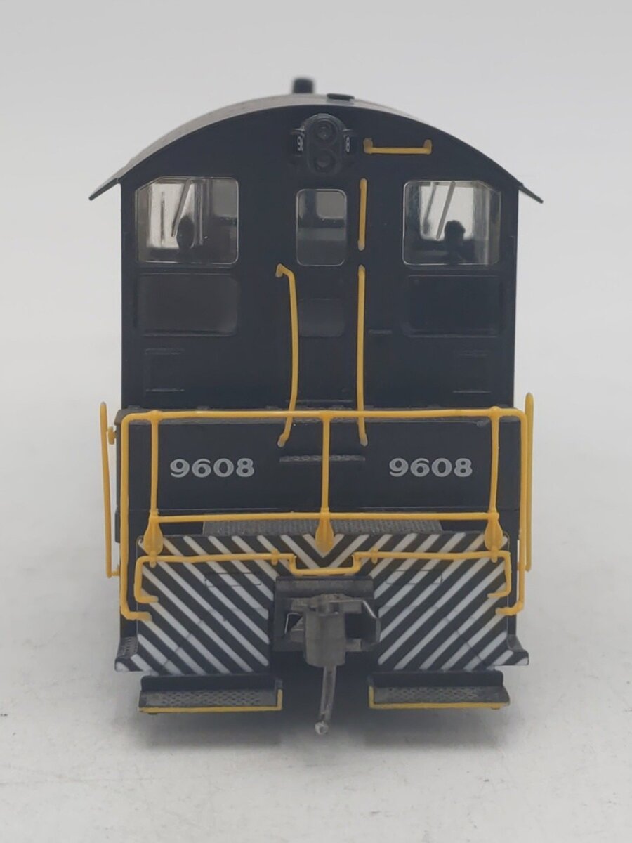 Proto 2000 30066 HO NYC SW8/900/600 Diesel Locomotive #9608 VG
