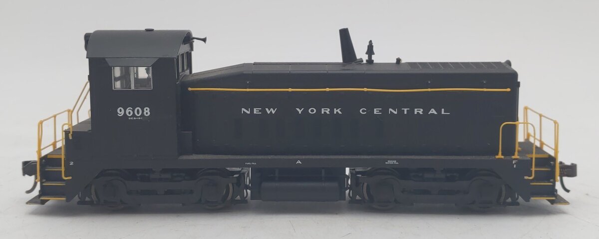 Proto 2000 30066 HO NYC SW8/900/600 Diesel Locomotive #9608 VG