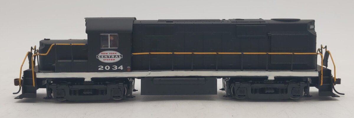 Atlas 8393 HO New York Central Diesel Locomotive #2034 EX
