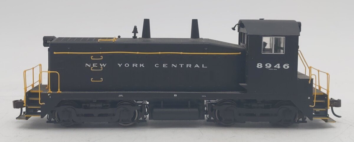 Proto 2000 21138 HO Scale NYC SW9 Diesel Locomotive #8946 EX