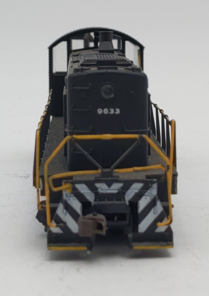 Atlas 8074 HO Scale NYC Alco S2 Diesel Locomotive #9633 EX