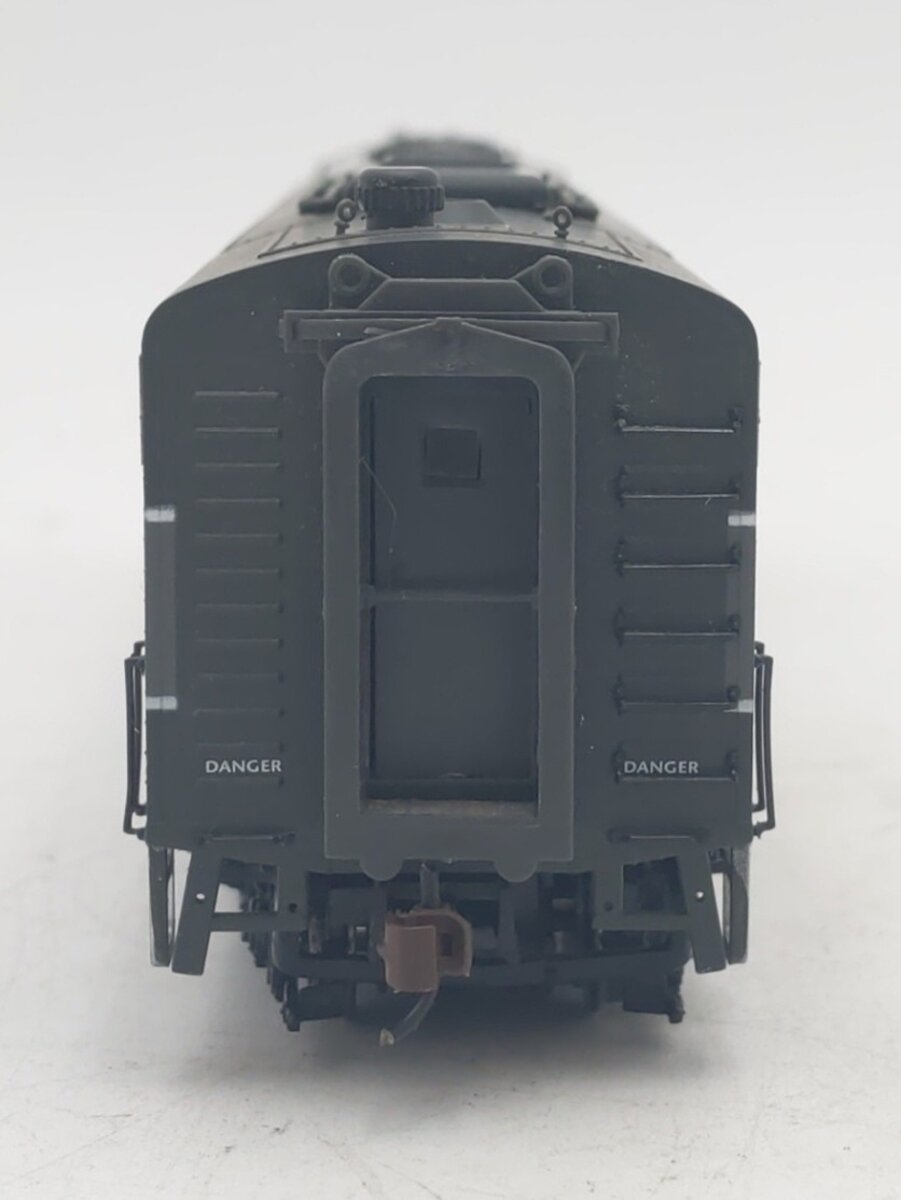 Proto 2000 8038 HO Scale New York Central E8/9 Diesel Locomotive #4040 EX