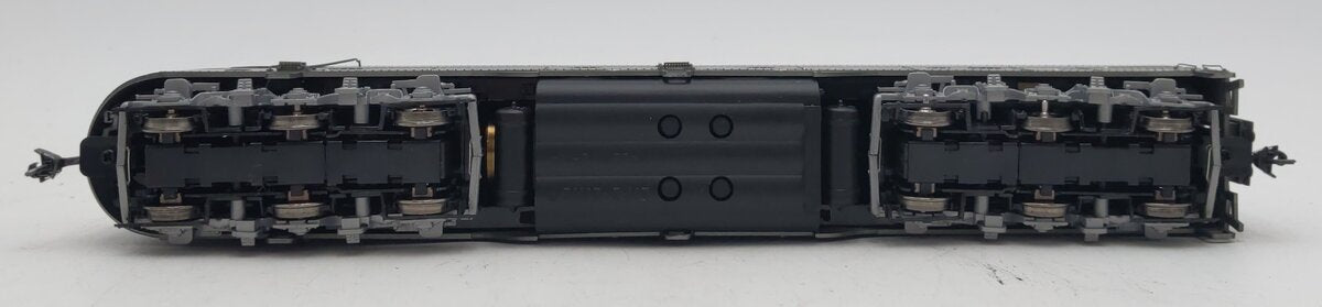 Proto 2000 920-31712 HO Scale NYC E8/9 Powered Diesel Locomotive #4089 VG