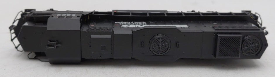 Walthers 920-75007 N Scale Norfolk Southern GP38-2 Diesel Locomotive #5385 EX/Box