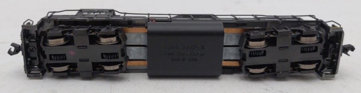 Walthers 920-75007 N Scale Norfolk Southern GP38-2 Diesel Locomotive #5385 EX/Box