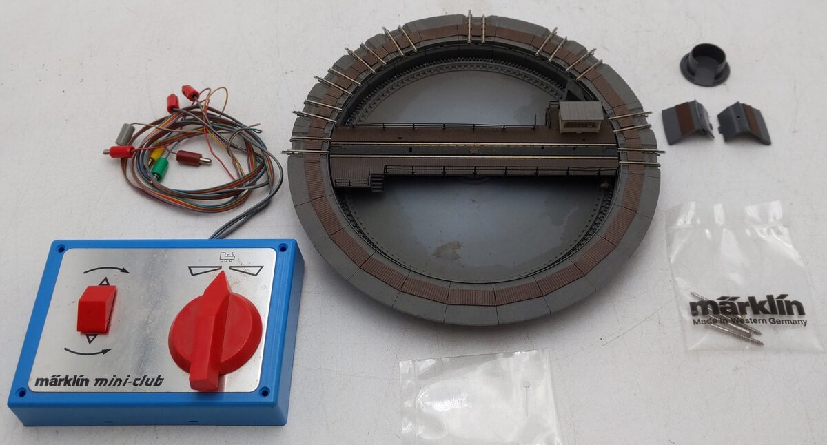 Marklin 8998 Mini-Club Z Scale Turntable EX/Box