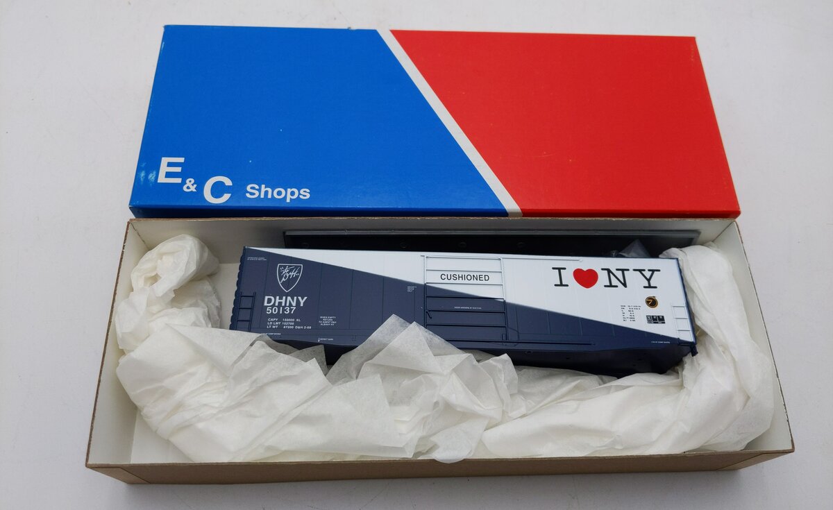 E&C Shops 9006-4 HO 50’ PS-1 Boxcar Delaware & Hudson ‘I Love NY’ # 50137 Kit NIB
