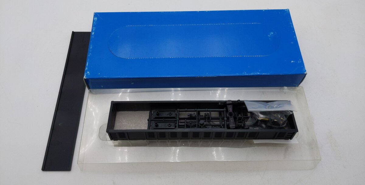 E&C Shops HO Scale 52'6 Mill Gon Corrugated Side Undecorated NIB