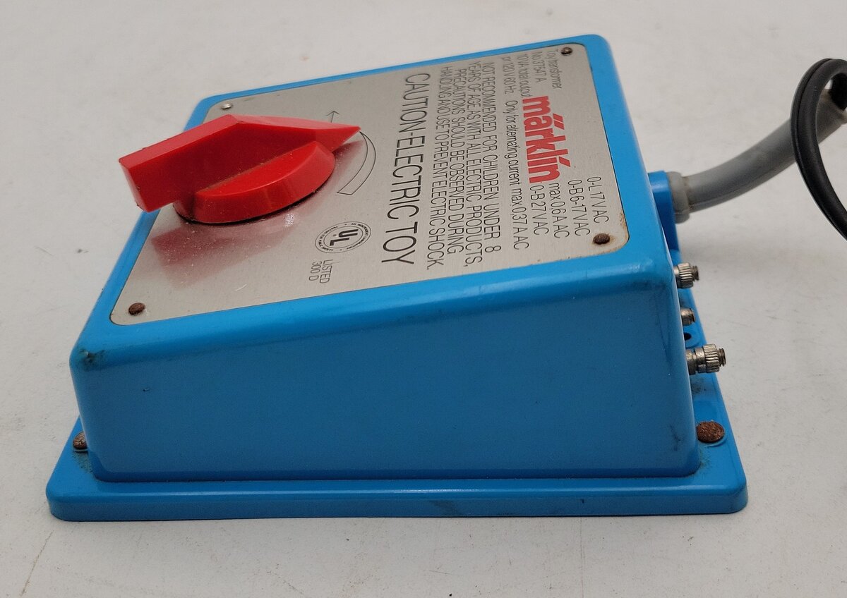 Marklin 37547 Toy Transformer 10 VA 60 HZ EX