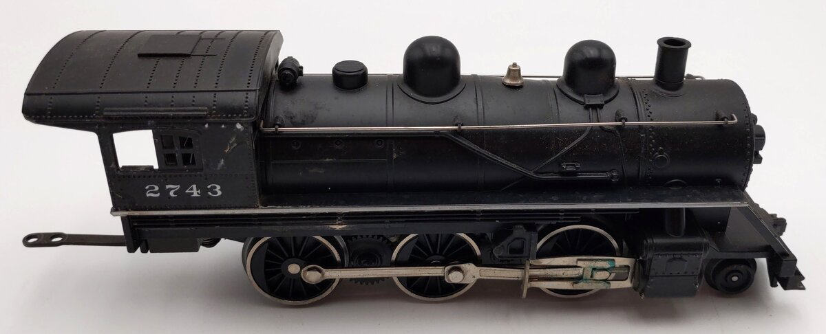 MTH 30-1148-0 O Gauge Pennsylvania 2-6-0 Steam Locomotive #2743 VG