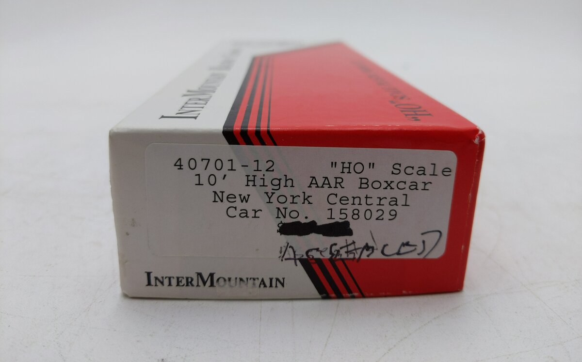 InterMountain HO Scale 40701-12 NYC 10' High AAR Boxcar #158029 EX/Box