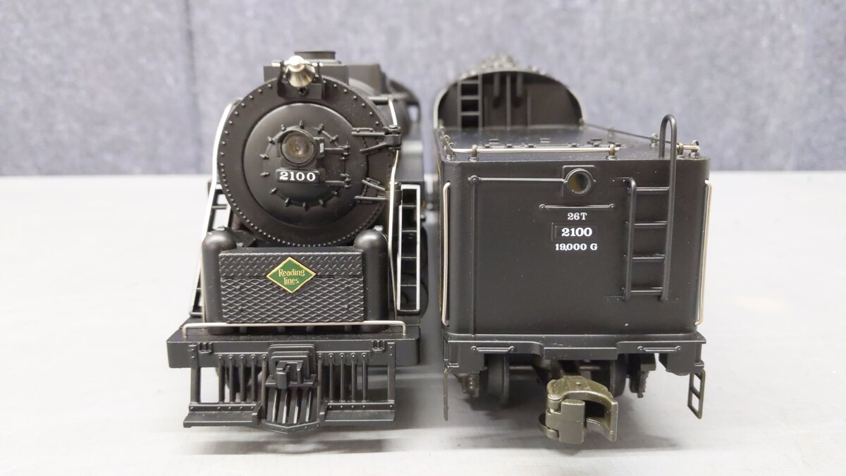 Lionel 6-18006 O Gauge Reading T-1 4-8-4 Steam Locomotive & Tender #2100 EX/Box