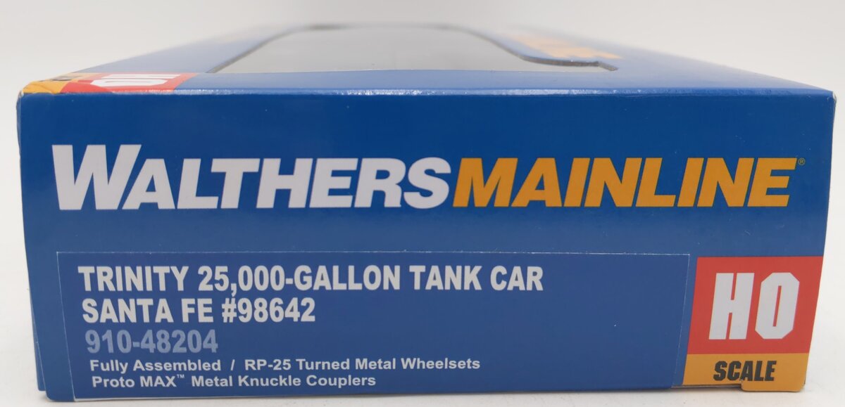 Walthers 910-48204 HO Santa Fe Trinity 25,000-Gallon Tank Car RTR #98642