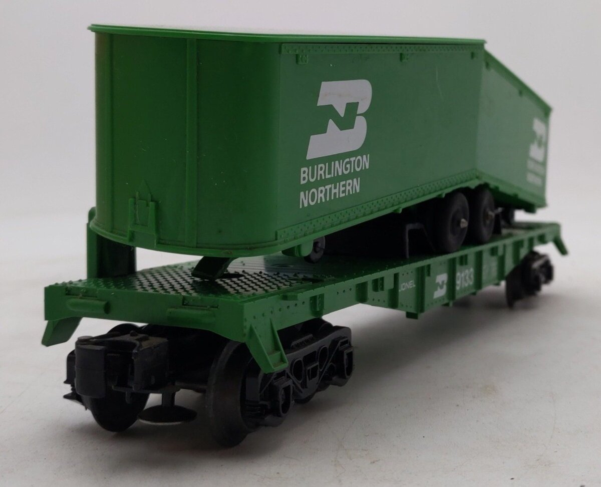 Lionel 6-9133 O Gauge Burlington Northern Flatcar #9133 with Trailers EX/Box