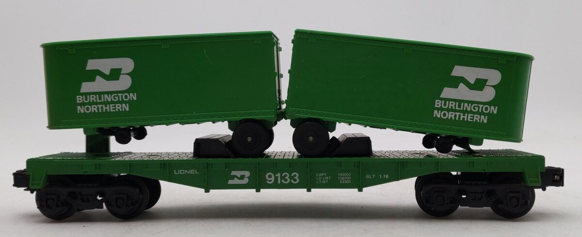 Lionel 6-9133 O Gauge Burlington Northern Flatcar #9133 with Trailers EX/Box
