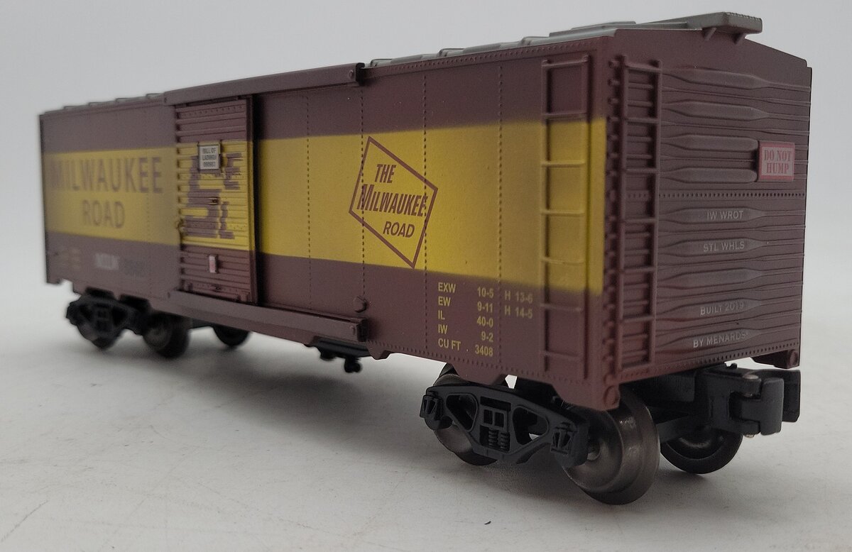 Menards 279-4418 O Gauge Milwaukee Road Weathered Boxcar #3848 EX/Box
