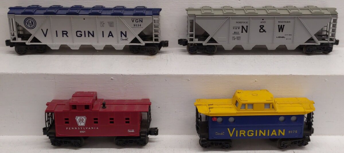 Lionel O Gauge Assorted Freight Cars [4] EX