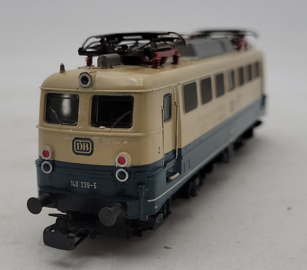 Marklin 3156 HO Scale DB 140 239-S Electric Locomotive EX/Box – Trainz