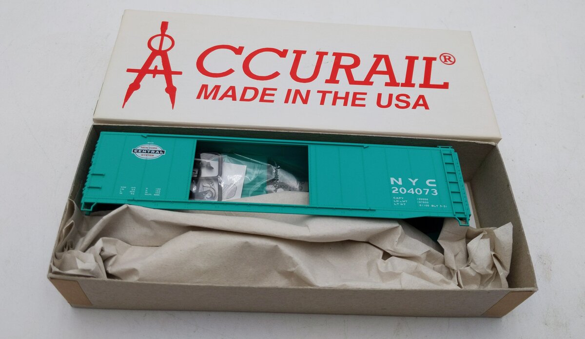 Accurail 5209 HO NYC 50'' AAR Double Door Boxcar #204073 Kit NIB