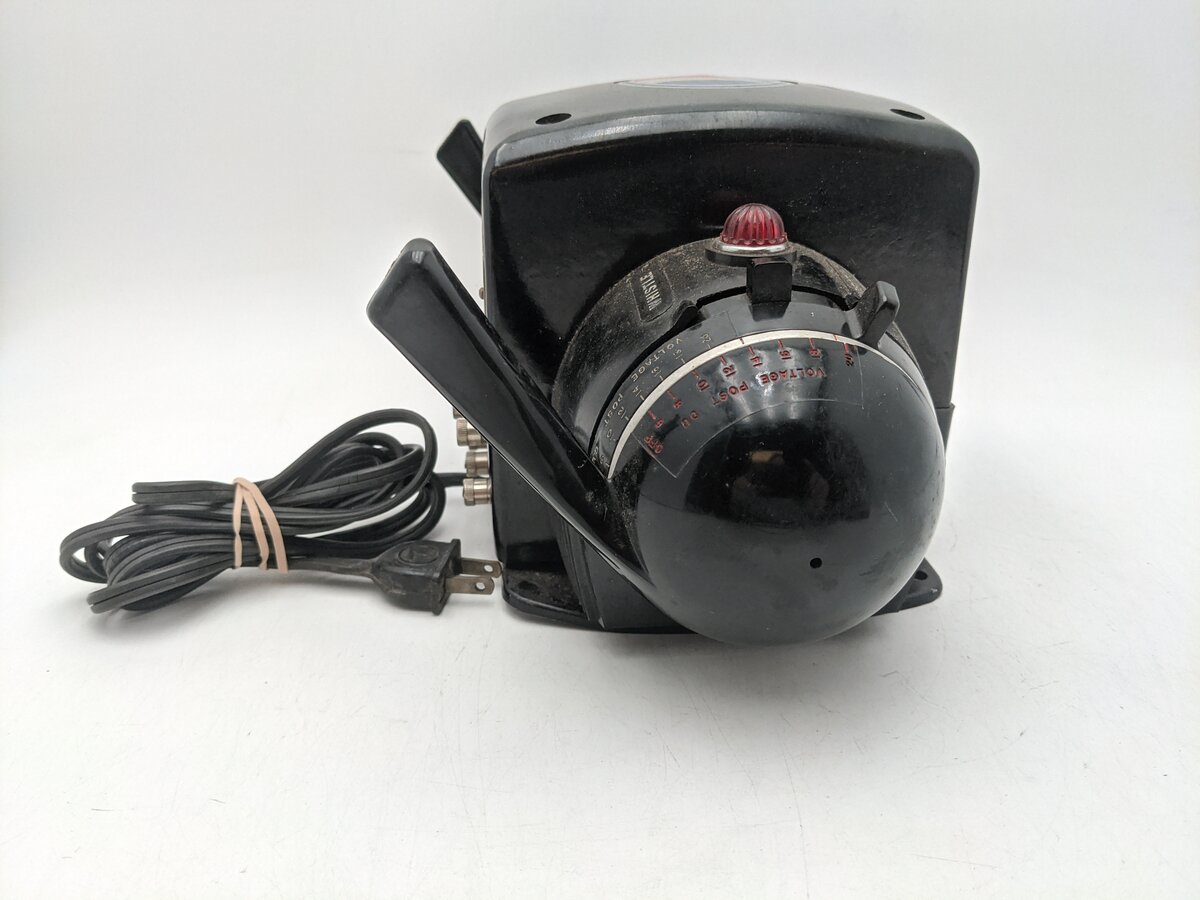 Lionel ZW Vintage O 250 Watt 4 Train Transformer with Whistle VG