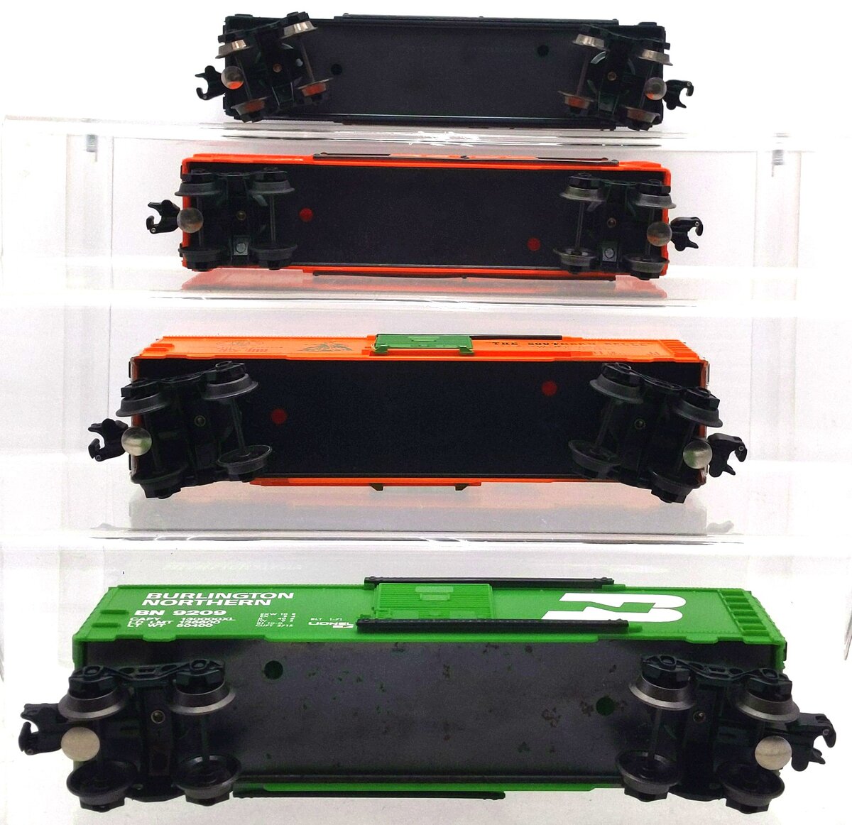 Lionel O Gauge Assorted Boxcars: 9747, 9774, 9209, 9719 [4] VG