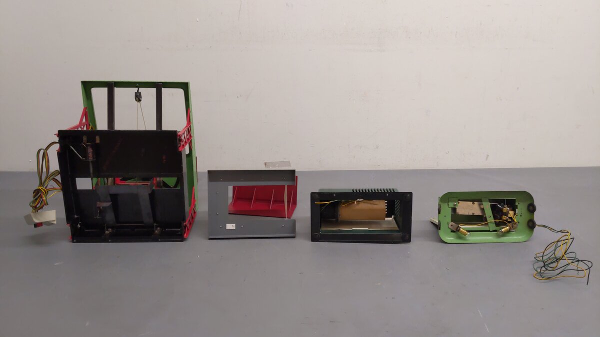 American Flyer Assorted Buildings And Billboards [4] VG