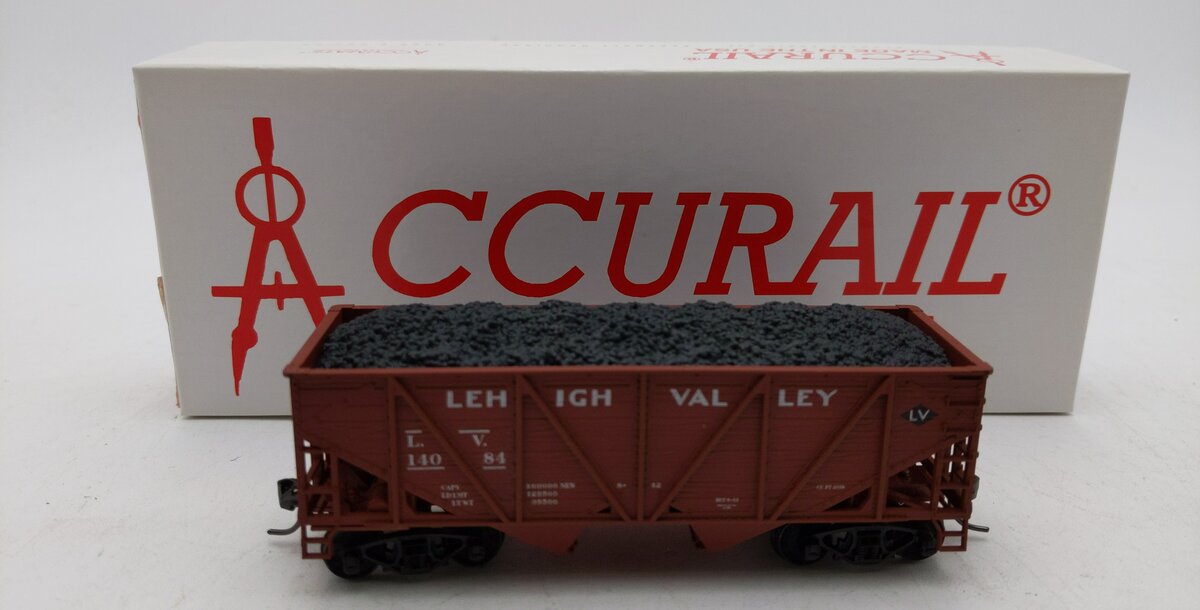 Accurail 92712 HO Scale Lehigh Valley Wood Side Twin Hopper EX/Box