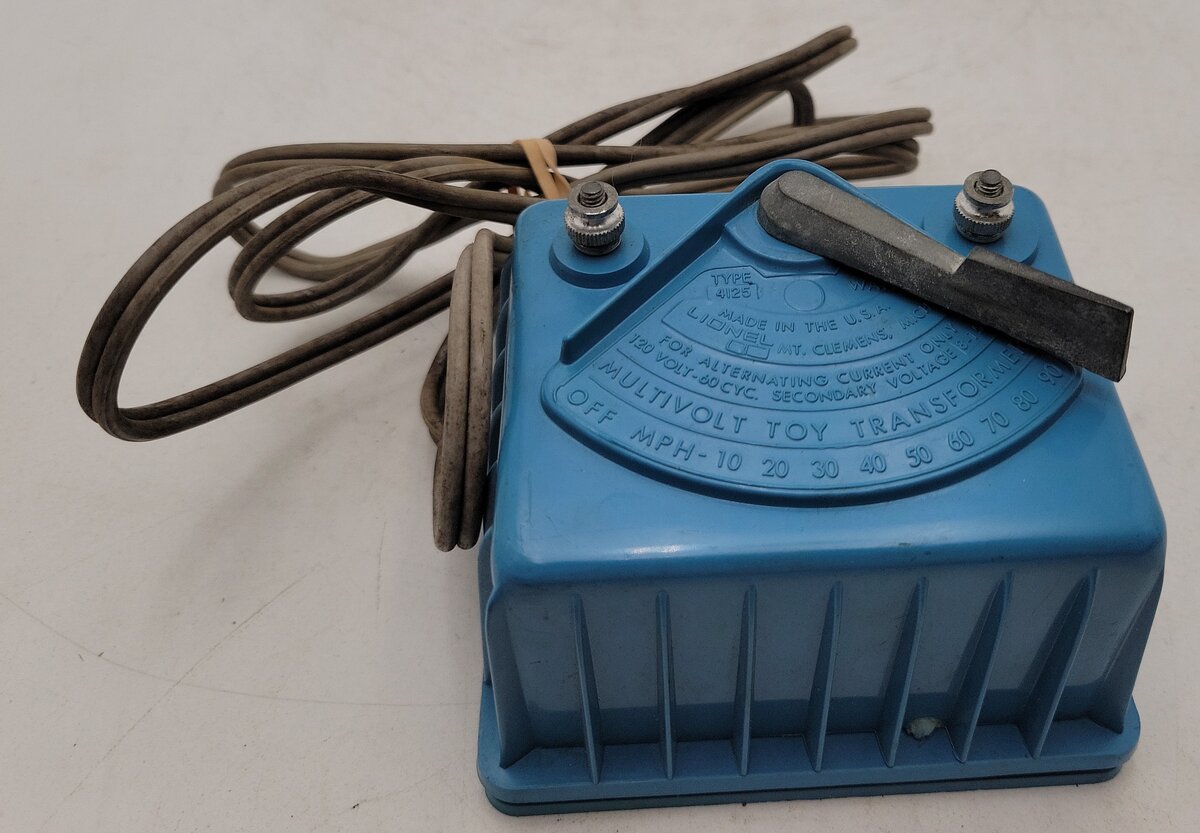 Lionel 4125 Multi volt Transformer EX