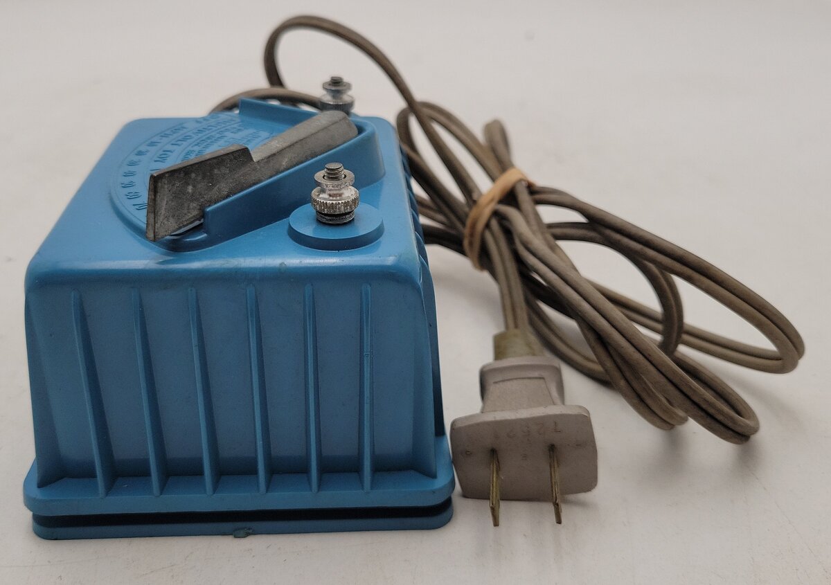 Lionel 4125 Multi volt Transformer EX