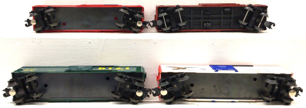 Lionel O Gauge Assorted Boxcars: 9700, 9750, 32833, 9751 [4] VG