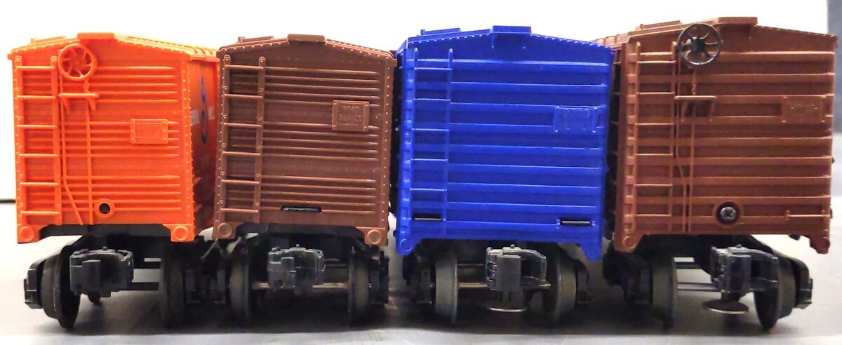 Lionel O Gauge Assorted Boxcars: 9789, 9037, 9040, 9757 [4] EX
