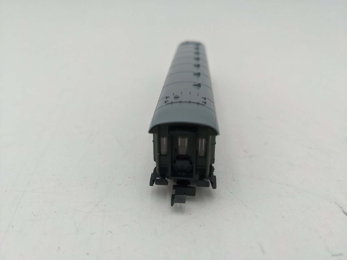 Kato N Scale Deutsche Reichsbahn Passenger Car EX/Box